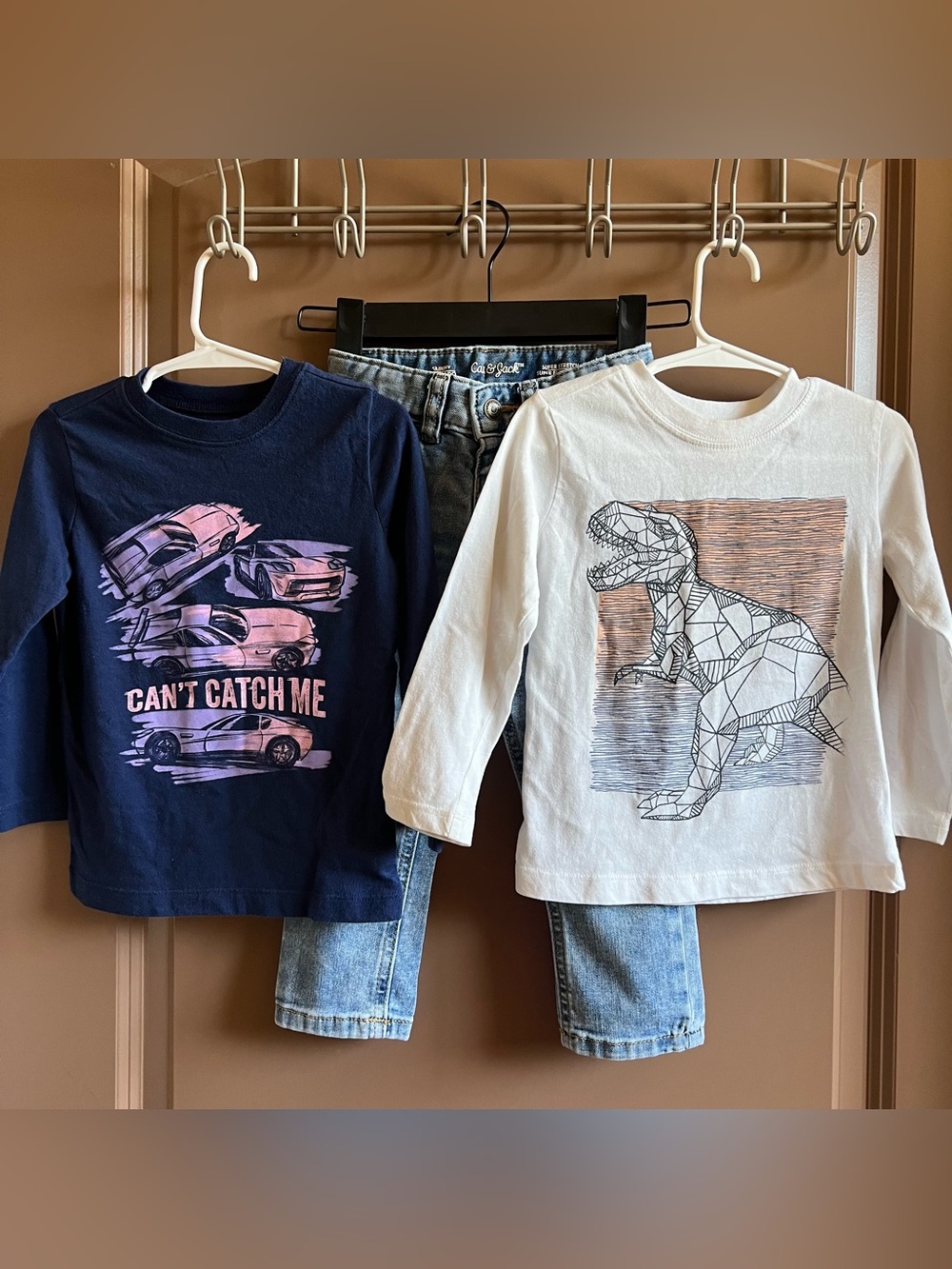 Boys 2T OshKosh & Cat & Jack Outfit Bundle | Dino Cars Jeans